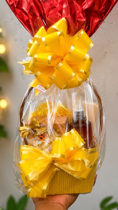 Amarelo