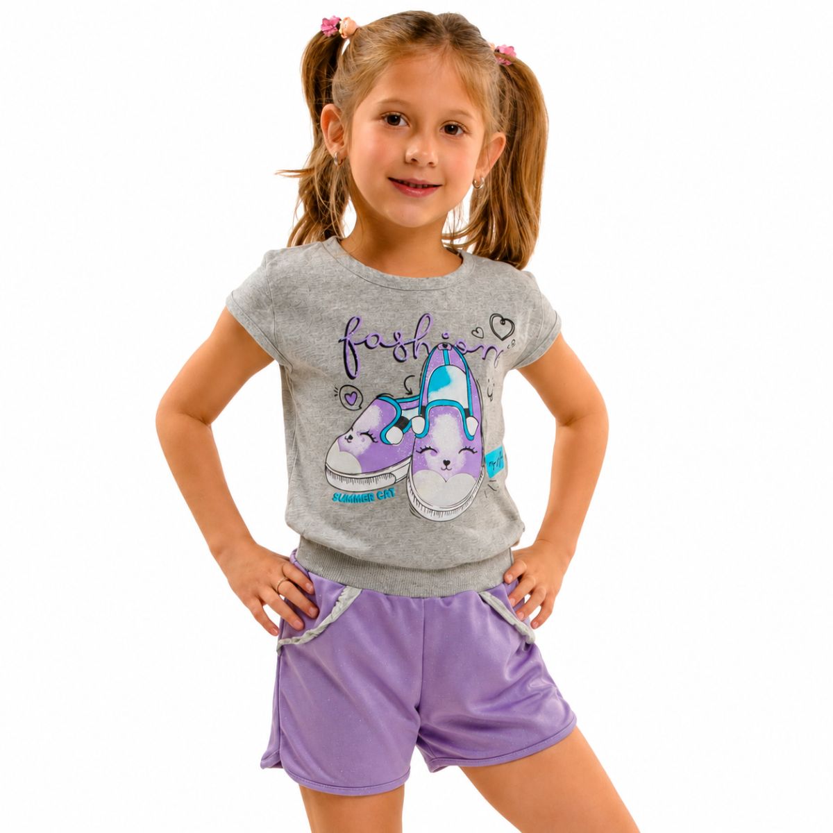 Tam 8 / Blusa cinza + short lilás