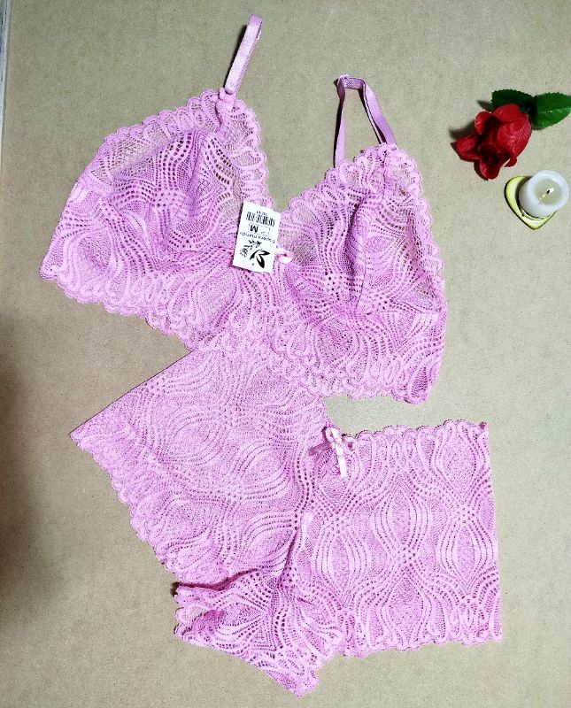 Tamanho M, cor rosa
