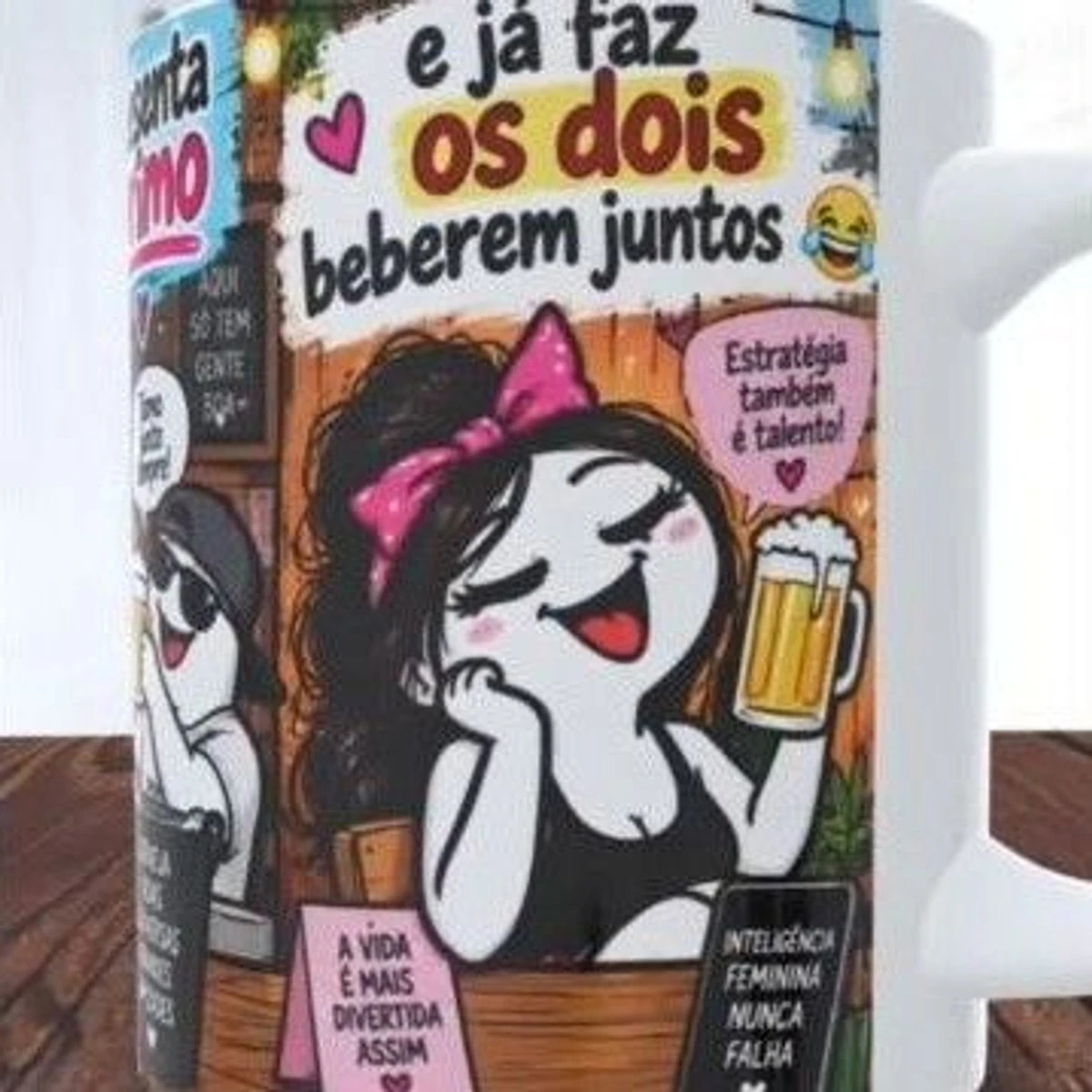 Mulher Apresenta como Primo